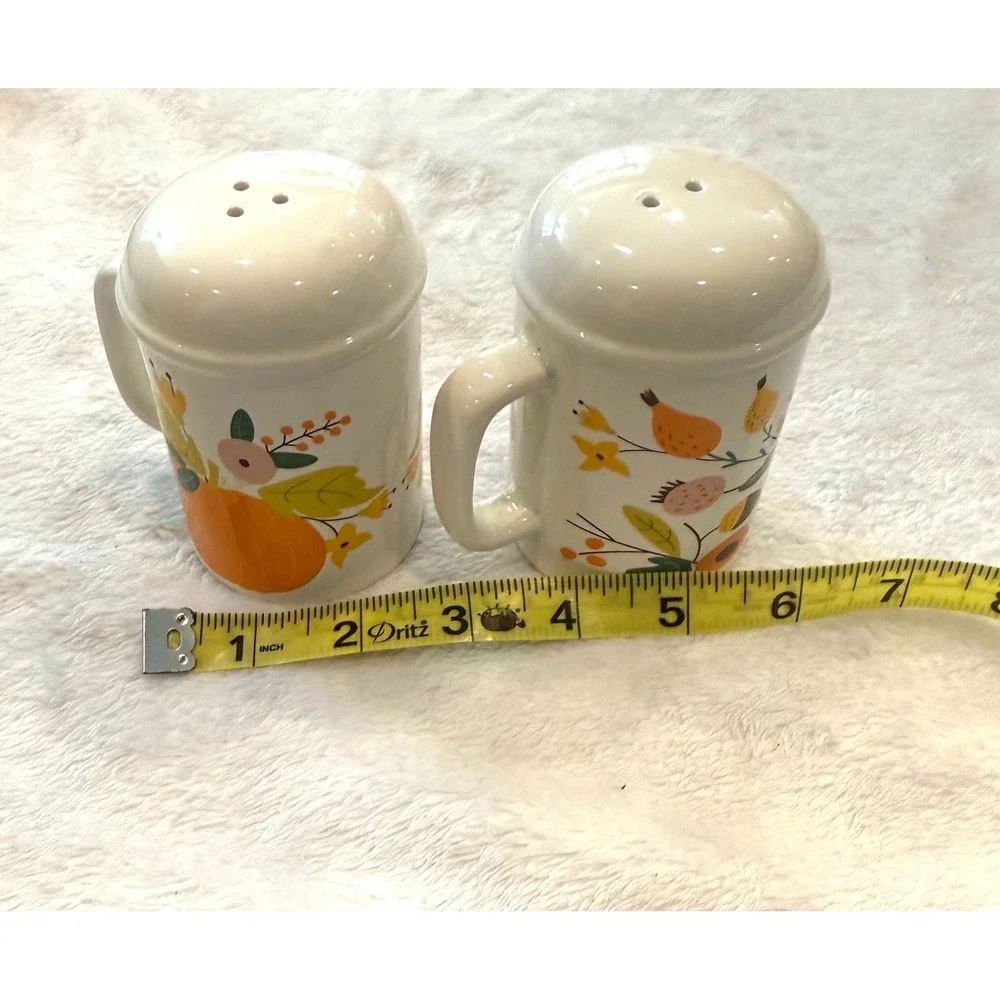 Vintage 1970's‎ Fall Harvest Pumpkin Floral Ceramic Salt and Pepper Shakers Set